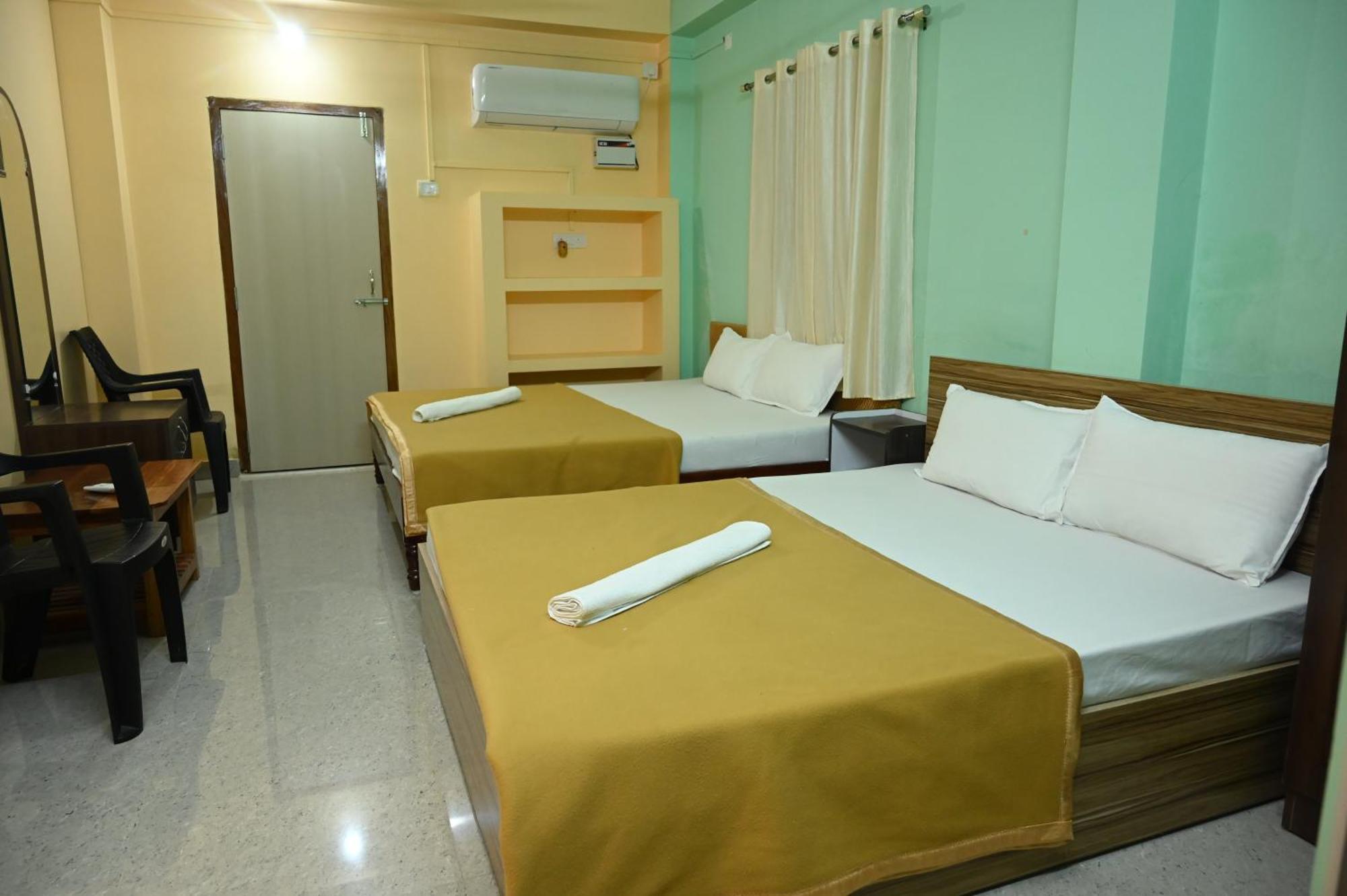 布莱尔港Royal Seaview Residency公寓 外观 照片