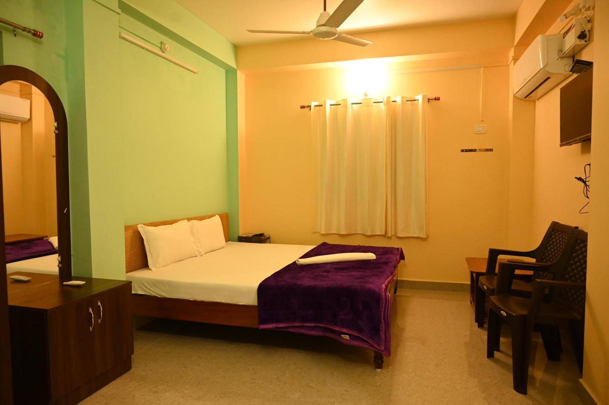 布莱尔港Royal Seaview Residency公寓 外观 照片